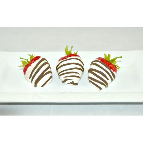 Chocolate Strawberries (set of 6) white chocolate with dark chocolate drizzle